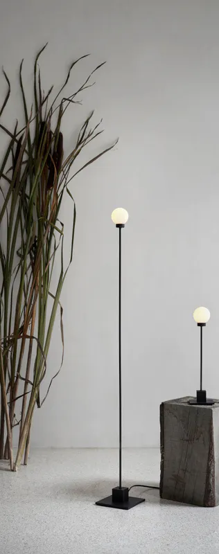Northern Snowball table lamp Steel, Stål Bordlampe