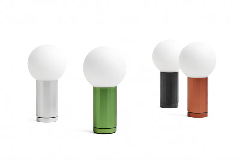 Hay Turn On Black, Svart bordlampe