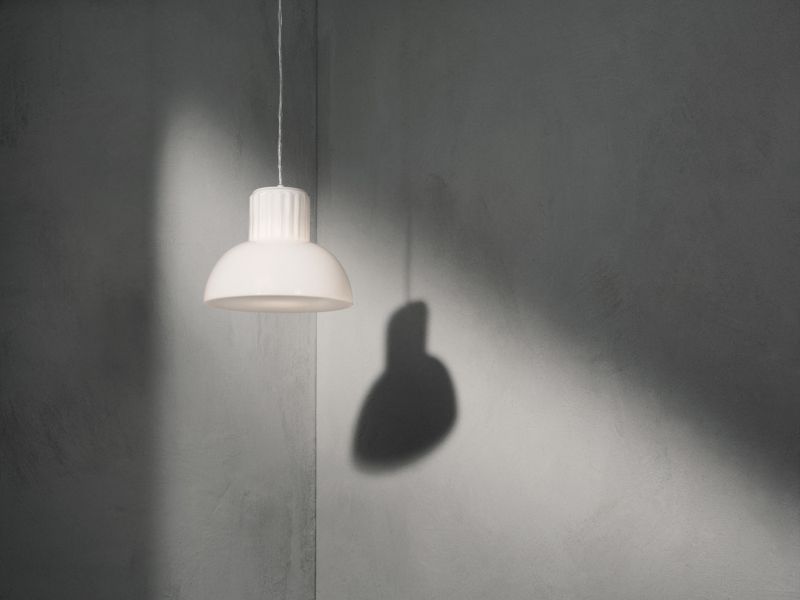Audo The Standard Pendant Lamp, small White Hvit