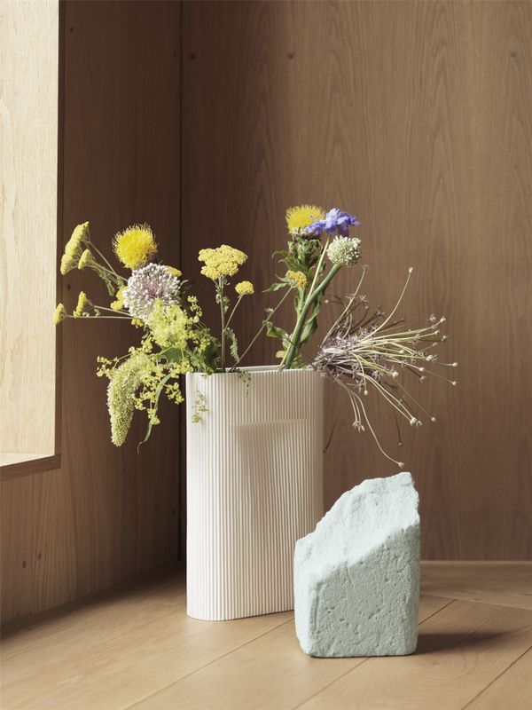 Muuto Ridge Vase Off-White H 48,5 cm
