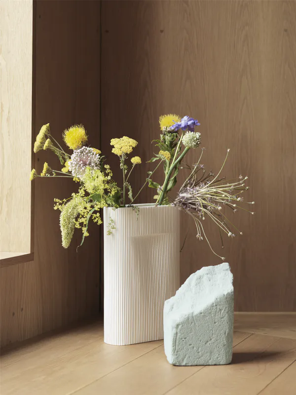 Muuto Ridge Vase Off-White H 48,5 cm