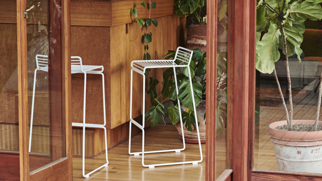 HAY Hee Bar Stool White H 65 fra HAY Hvit Barstol Barkrakk