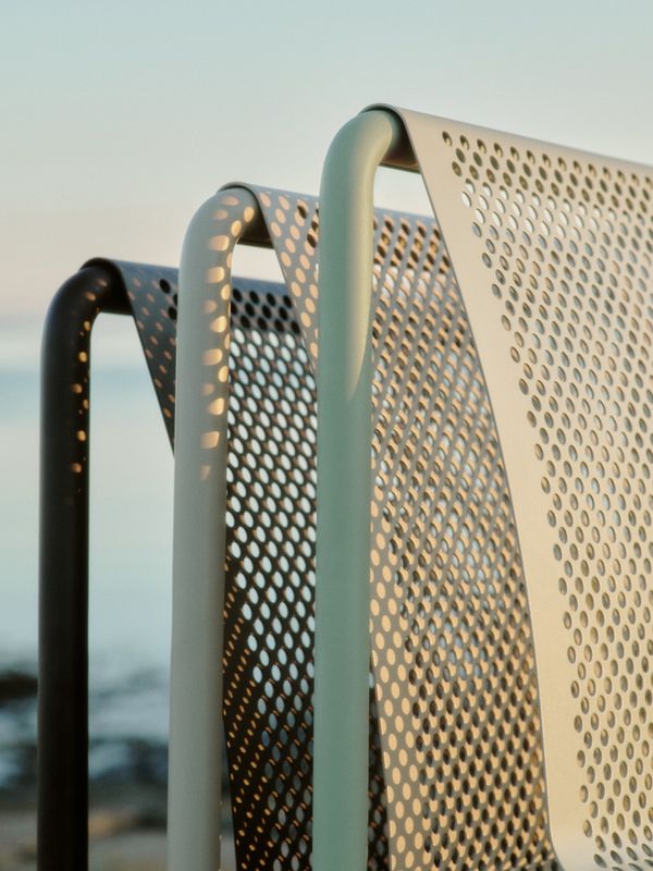 Ferm Living Dapple Chair - Dark Chocolate Utestol Spisestol