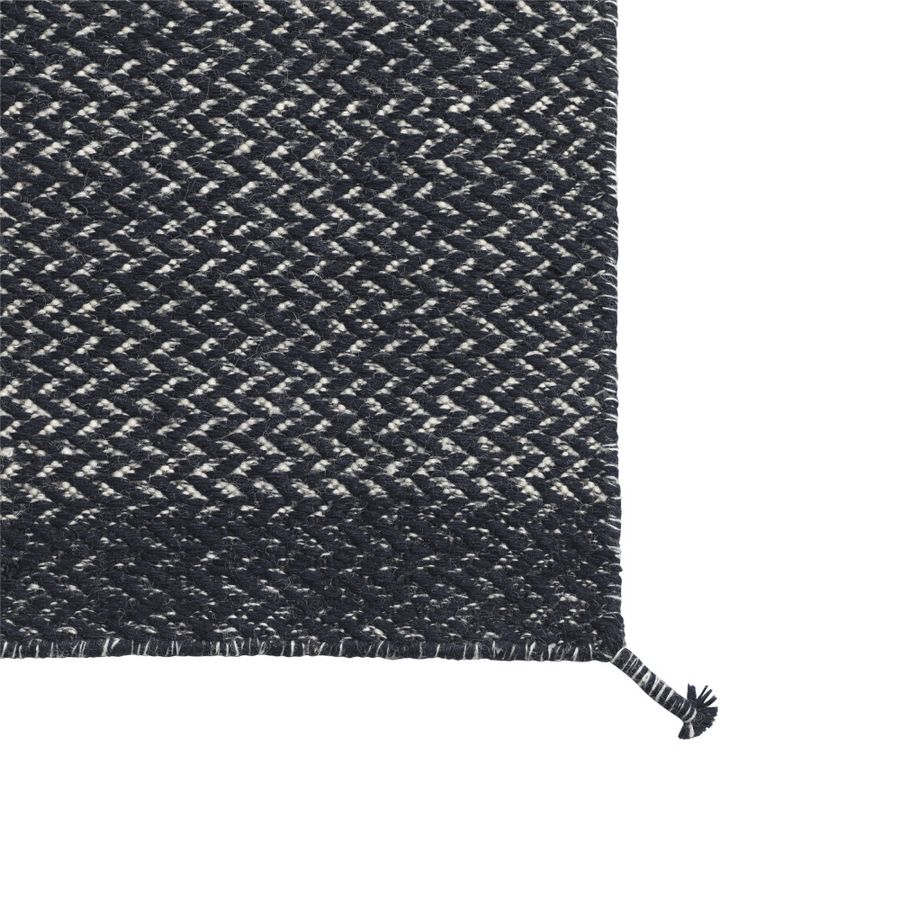 Muuto Ply Rug 80 x 200 Midnight Blue Teppe Blå