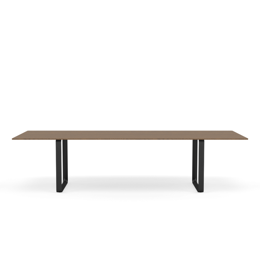 Muuto 70/70 295cm Solid Smoked oak spisebord Black Base