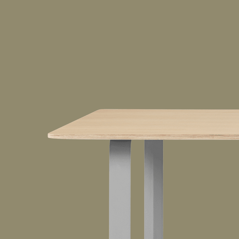 Muuto 70/70 table 295cm Oak Veneer spisebord Grey Base, Grå ben